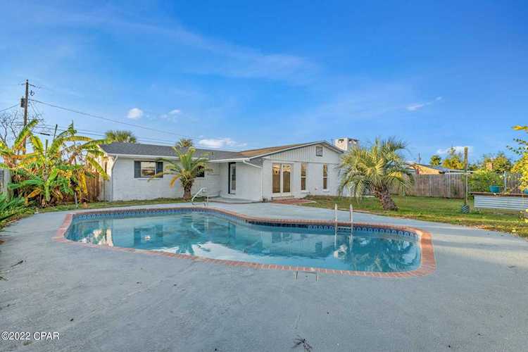 102 Moody Dr Panama City, FL 32404