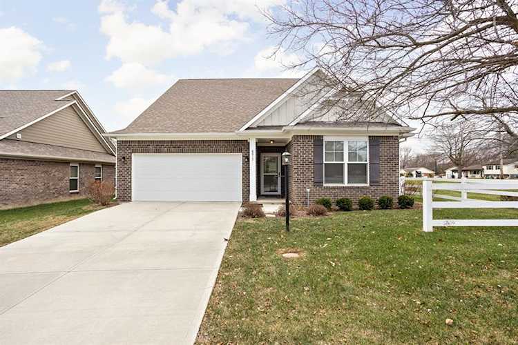 8017 Clarks Creek Ct Avon, IN 46123
