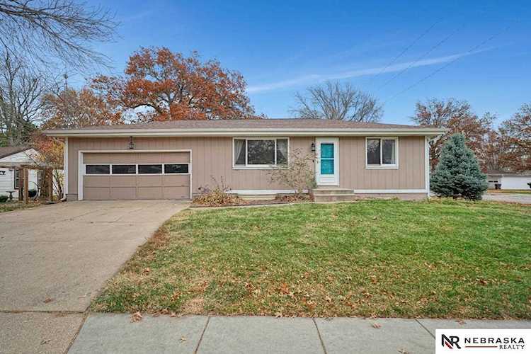 2022 S 51st St Lincoln, NE 68506
