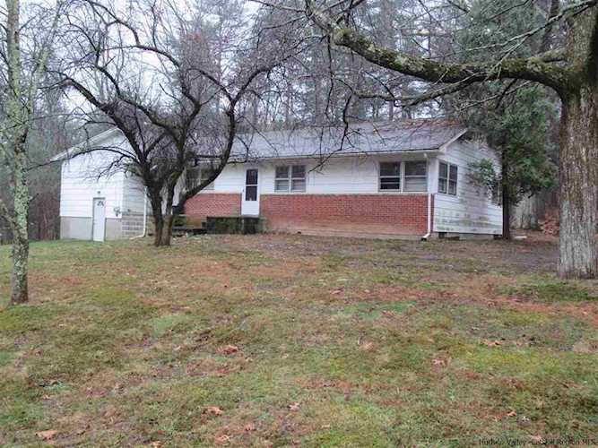 82 Dewitt Mills Road Rd Kingston, NY 12443
