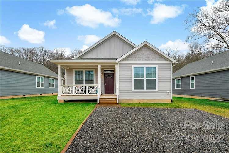 1208 Seven Sisters Ln Black Mountain, NC 28711 | MLS 3926016 Photo 1