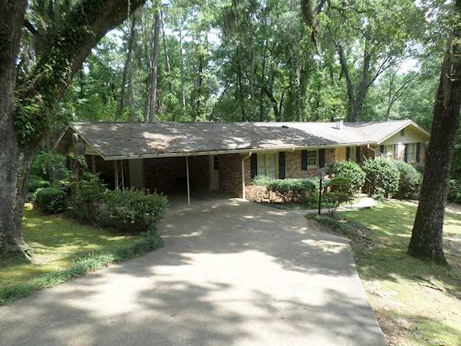 2302 Delgado Dr Tallahassee, FL 32304 in San Luis Ridge Photo 1