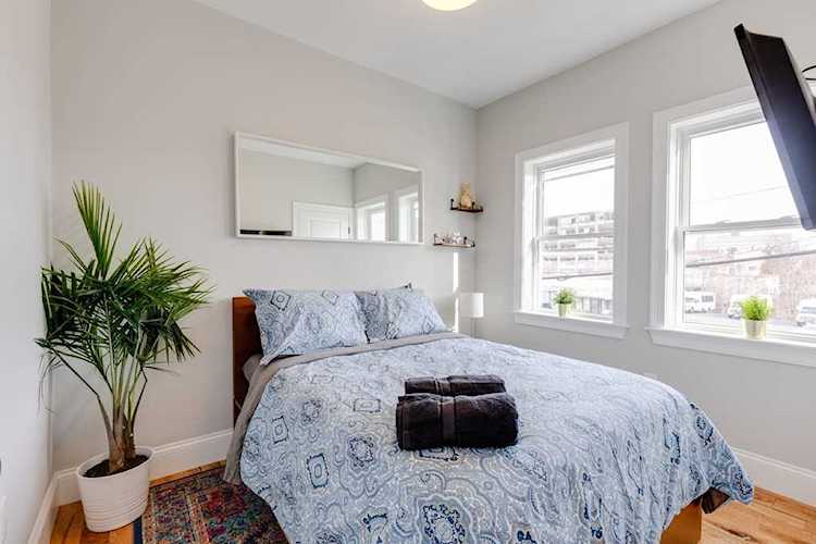 128 Bremen Street #3 Boston, MA East Boston's Jeffries Point 02128 | Town Property Group Photo 1