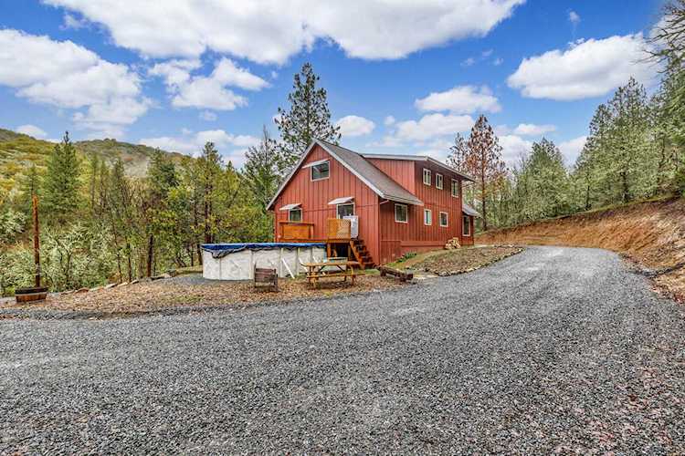 3751 Highway 238 Jacksonville, OR 97530