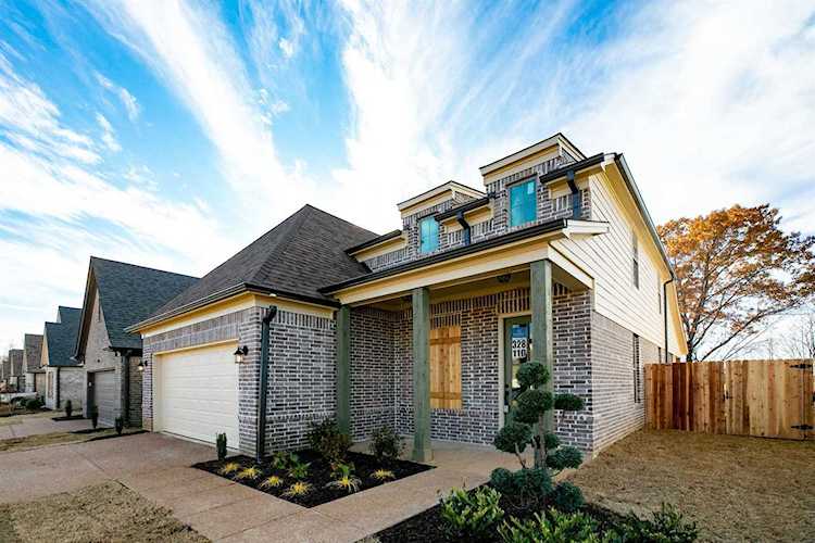 110 Dogwood Spring Dr Oakland, TN 38060