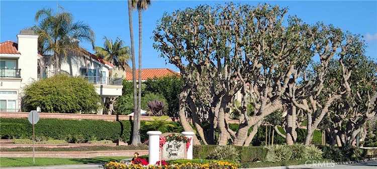 19612 Elmridge Ln Huntington Beach, CA 92648