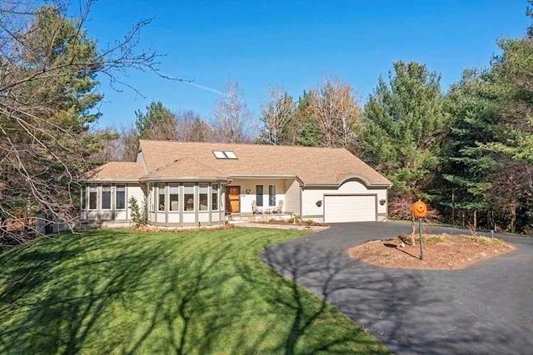 78 Peabody St Middleton, MA 01949 | MLS 73056816 Photo 1