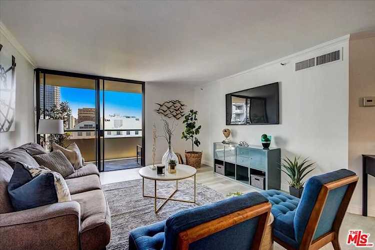600 W 9th St #916 Los Angeles, CA 90015