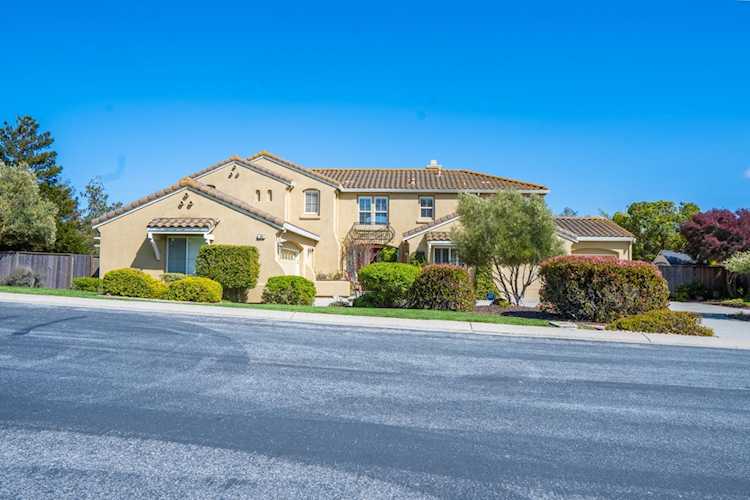 160 Via Vaquero Norte San Juan Bautista, CA 95045