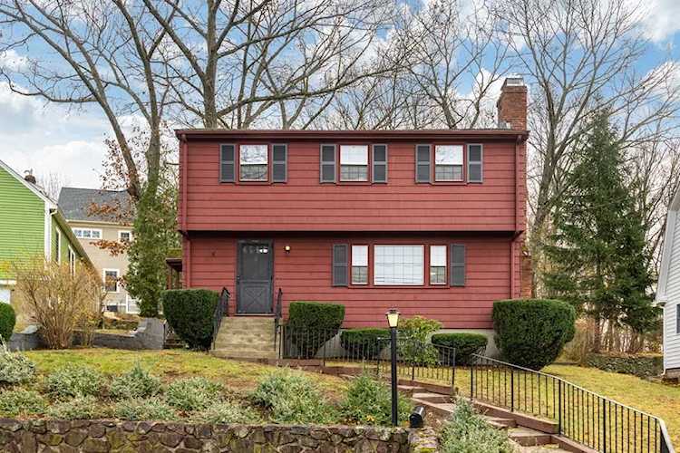 11 Kendall Road Lexington, MA 02421 | Town Property Group Photo 1