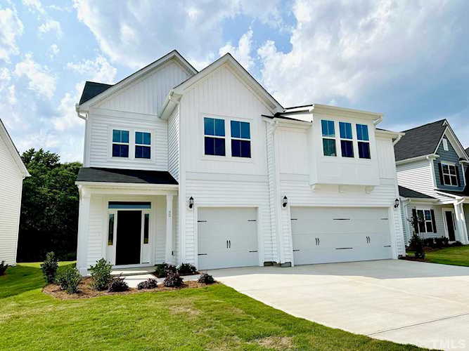 90 Buckhorn Branch Park #7 Clayton, NC 27520