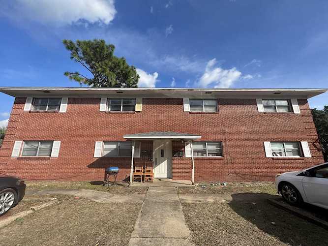 201 TAYLOR CIR Circle Fort Walton Beach FL 32547 913119 Beg Sw Cor Lot 30 N 40 Ft E 33 Ft For Pob N 130 Ft E 75 Ft S 130 Ft W 75 Ft To Pob home for sale $460,000Income producing property! 4 plex units that are 2 bedroom 1 bath. Currently renting for a total of... Photo 1
