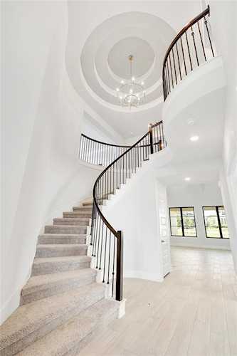 702 Arundel RD Lakeway, TX 78738