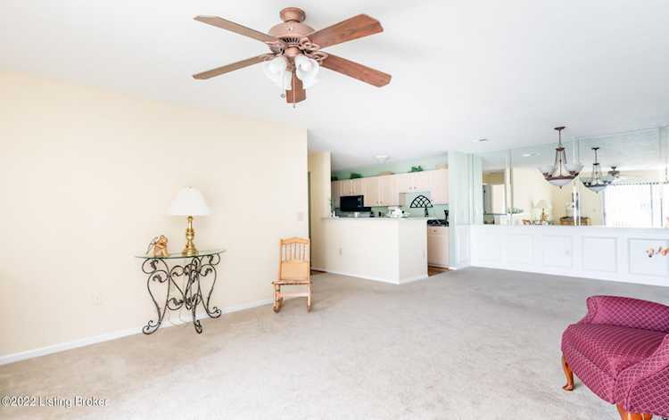 8404 Ambrosse Ln #103 Louisville, KY 40299 | MLS 1627279 Photo 1