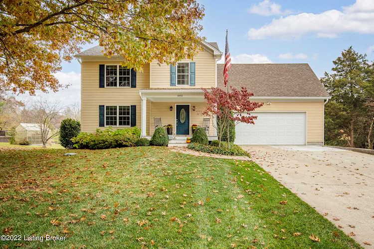 1602 Millicent Dr La Grange, KY 40031