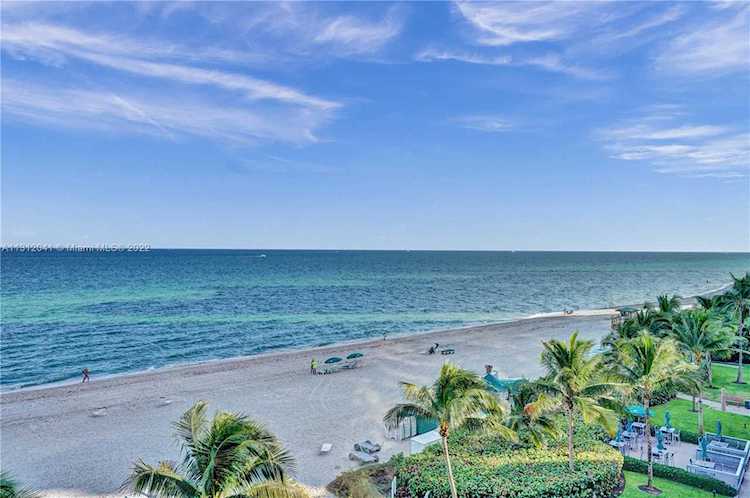 16425 Collins Ave #415 Sunny Isles Beach, FL 33160