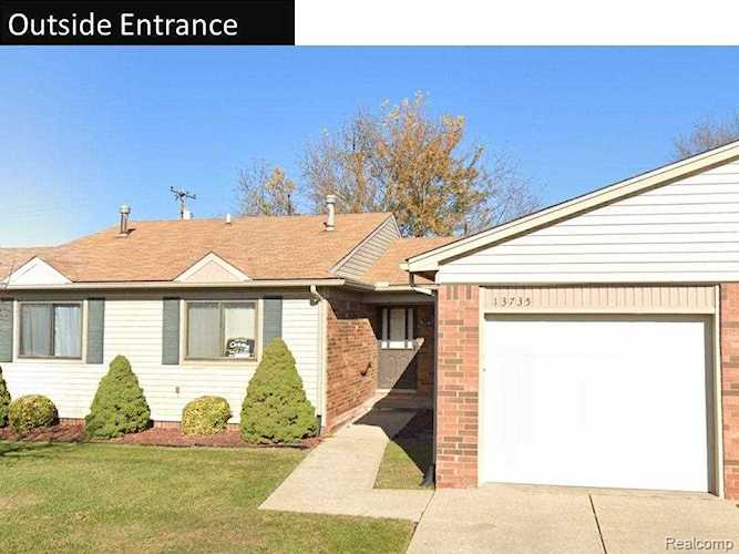 13735 Villa Pointe Warren, MI 48088