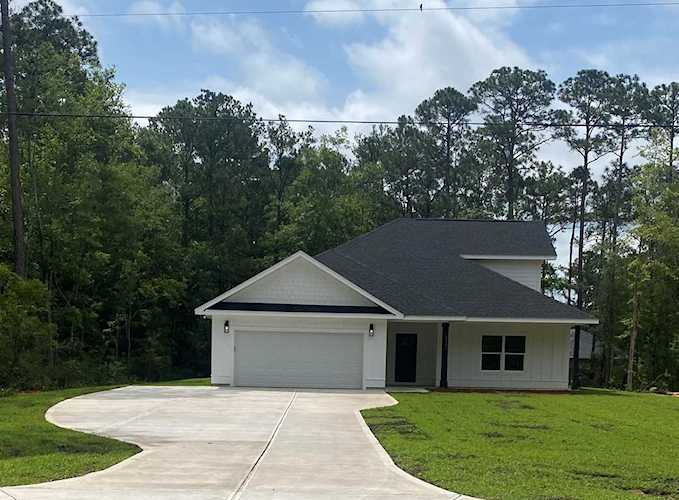 2101 CO HWY 83A Freeport, FL 32439