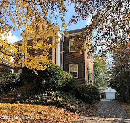 2110 Village Dr Louisville, KY 40205 | MLS 1626873 Photo 1