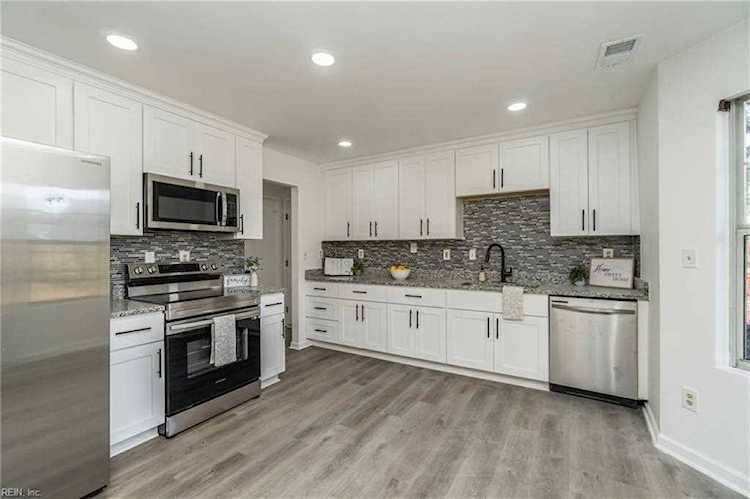 1104 Van Loen Dr Virginia Beach, VA 23453 home for sale, MLS#10466580 - Crescas Real Estate Photo 1