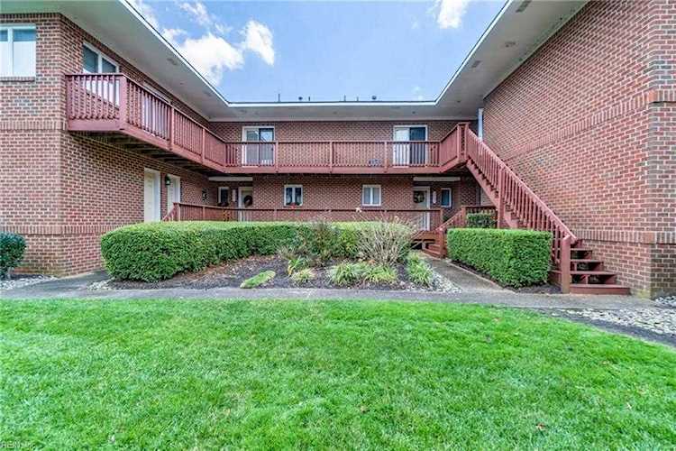 1269 Foursome Ln Virginia Beach, VA 23455 | MLS 10467017 Photo 1