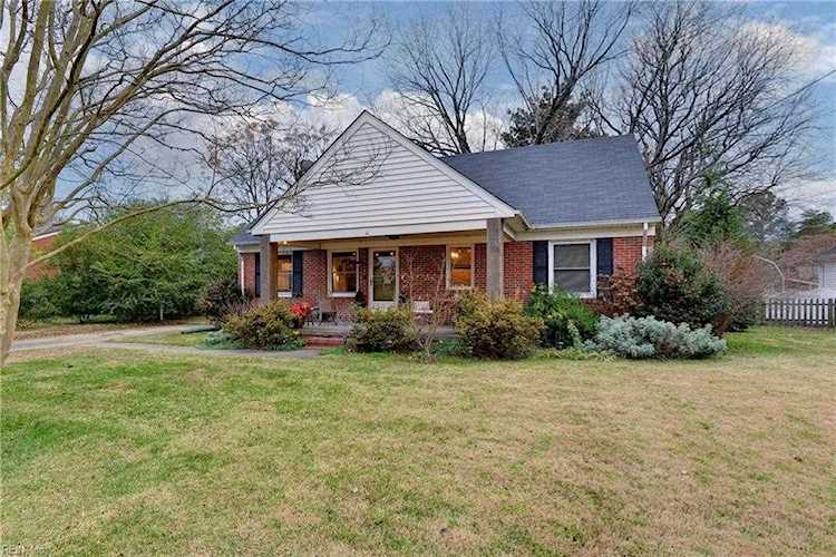 home for sale in Middletown Farms Williamsburg VA 23185 - MLS 10466960 Photo 1