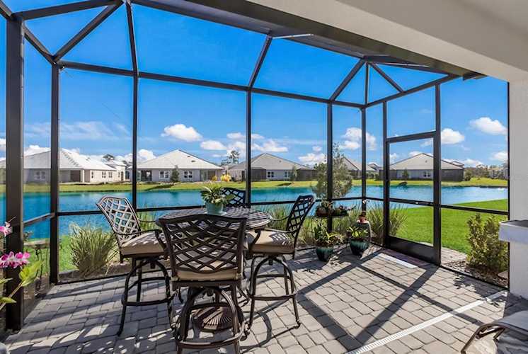 2627 Sapphire Blue Ln Bradenton, FL 34211