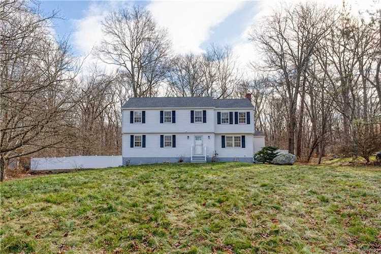 78 Trailwood Drive Guilford, CT 06437