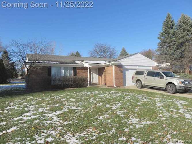2208 Cumberland, Rochester Hills, MI 48307 in Cumberland Hills Sub No 1|Oakland MLS# 60174681 Photo 1