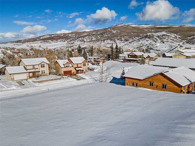 146 Oak Ridge Circle Oak Creek, CO 80467