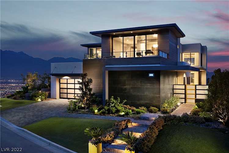 653 Overlook Rim Dr Henderson, NV 89012