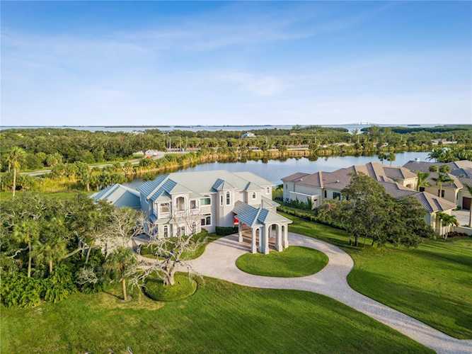 1906 Oceanview Dr Tierra Verde, FL 33715