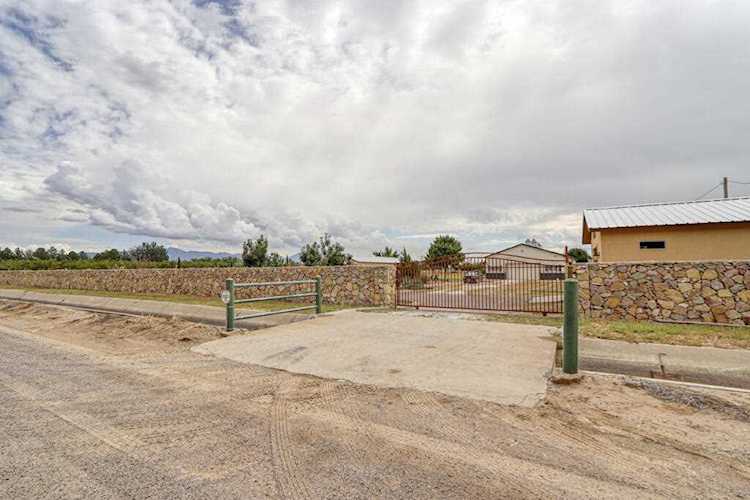 355 Muster Rd Anthony, NM 88021