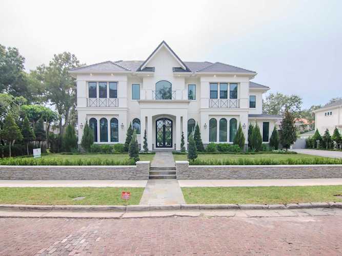 3410 W Mullen Ave Tampa, FL 33609