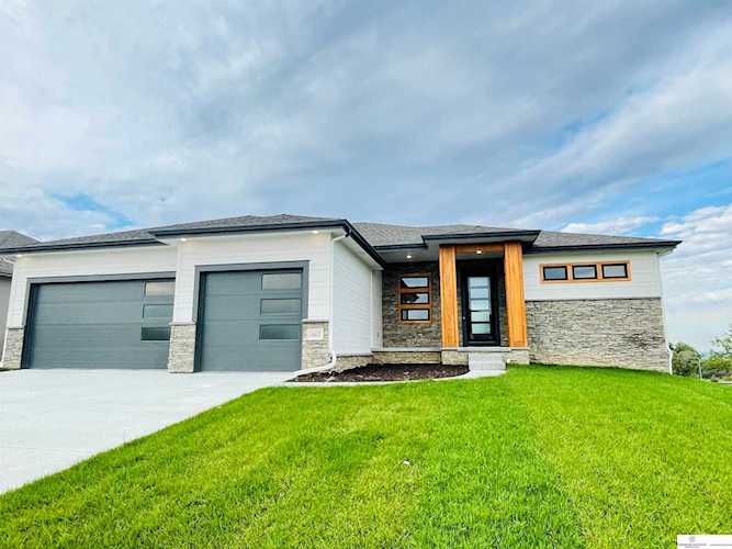 4502 S 219 St Elkhorn, NE 68022