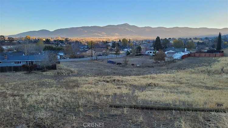 20904 Quail Springs Rd Tehachapi, CA 93561