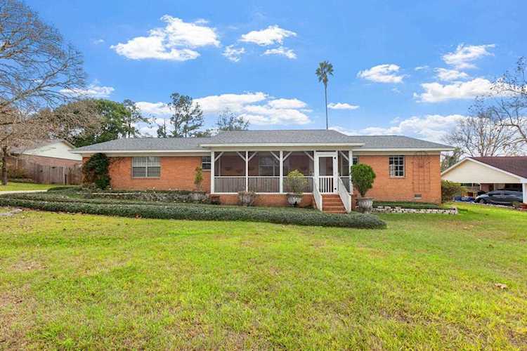 4279 Camden Rd Tallahassee, FL 32303 in Eidenburgh Estates Unit 2 Photo 1