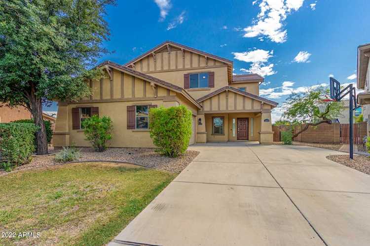 1093 E Blue Spruce Lane Gilbert, AZ 85298 | MLS 6430445 Photo 1