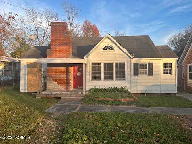 284 Court Street Jacksonville, NC 28540