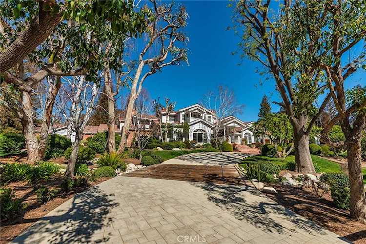24733 Long Valley Rd Hidden Hills, CA 91302