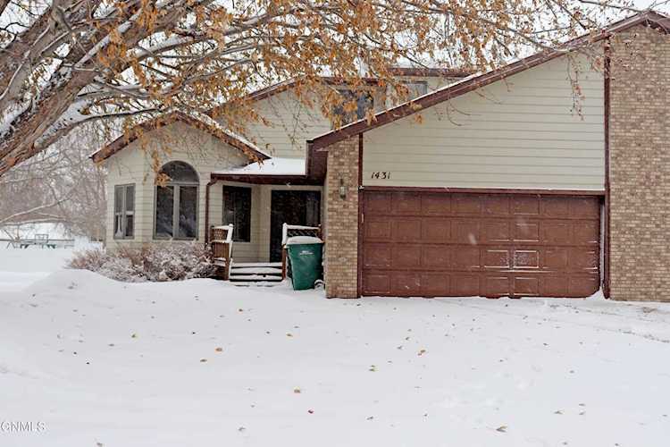 1431 S Washington St Bismarck, ND 58504 MLS 4005393