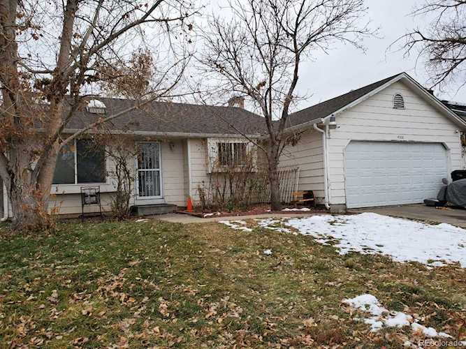 4566 Eugene Way Denver, CO 80239 | MLS 6477741 Photo 1
