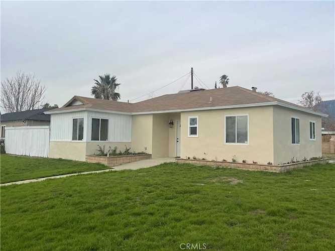 1162 E Edgemont Dr San Bernardino, CA 92404
