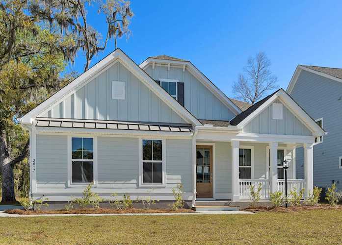2017 Kings River Trl Hollywood, SC 29449