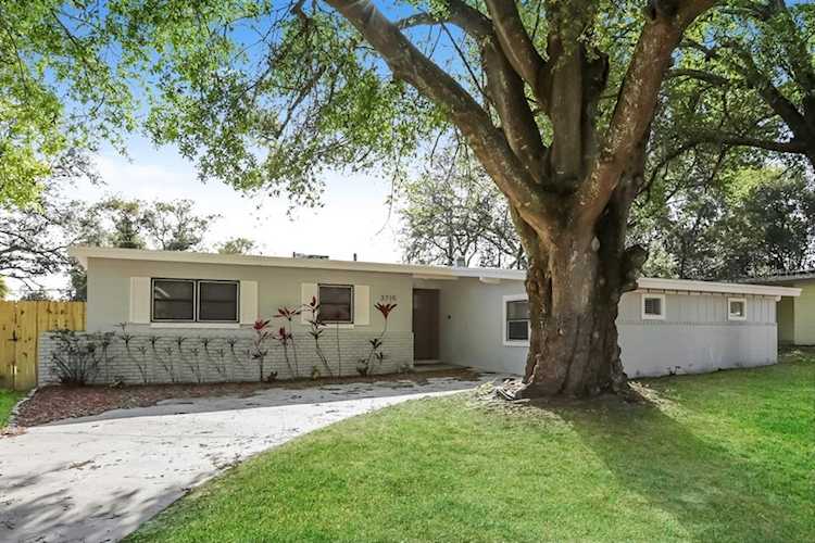 3715 Ridgemont Rd Orlando, FL 32808 | MLS O6078543 Photo 1