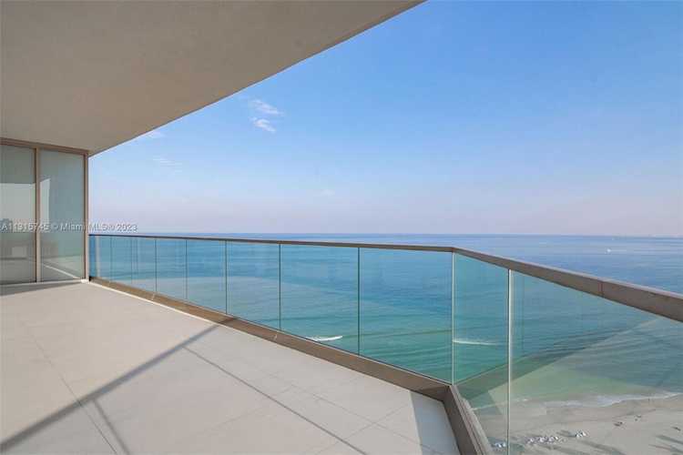 18975 Collins Ave #1704 Sunny Isles Beach, FL 33160