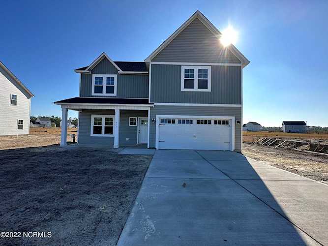 417 Bay Harbor Court Hubert, NC 28539
