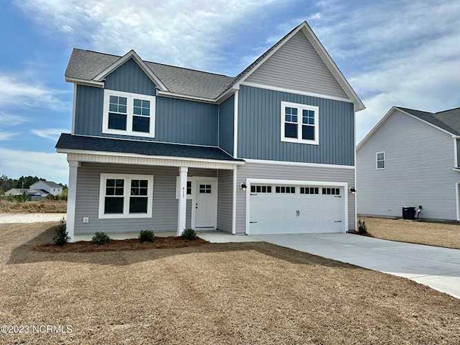 413 Bay Harbor Court Hubert, NC 28539