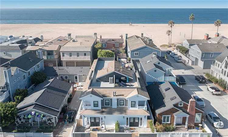 947 W Balboa Boulevard Newport Beach, CA 92661