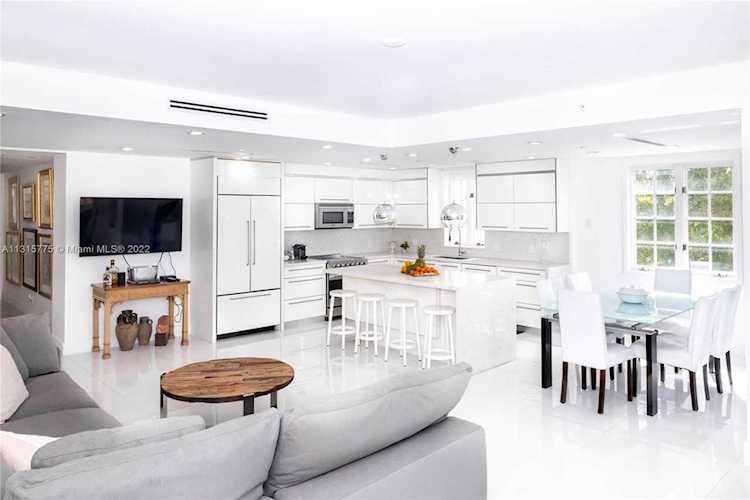 19137 Fisher Island Dr #19137 Miami Beach, FL 33109